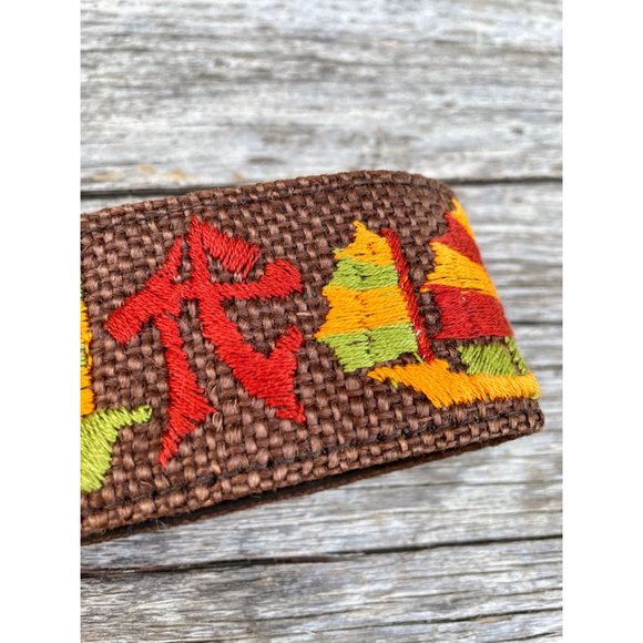 Vintage Burlap Wide Belt Chinese Embroidered Letters Ships Sz 36"-41" - Picture 4 of 14